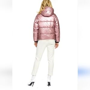 XOXO Short Pink Shiny Wet Look Quilted Puffer Hooded Jacket Coat -New with tags